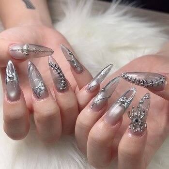 海外アート｜伏見桃山ネイル｜Art nail Gallery